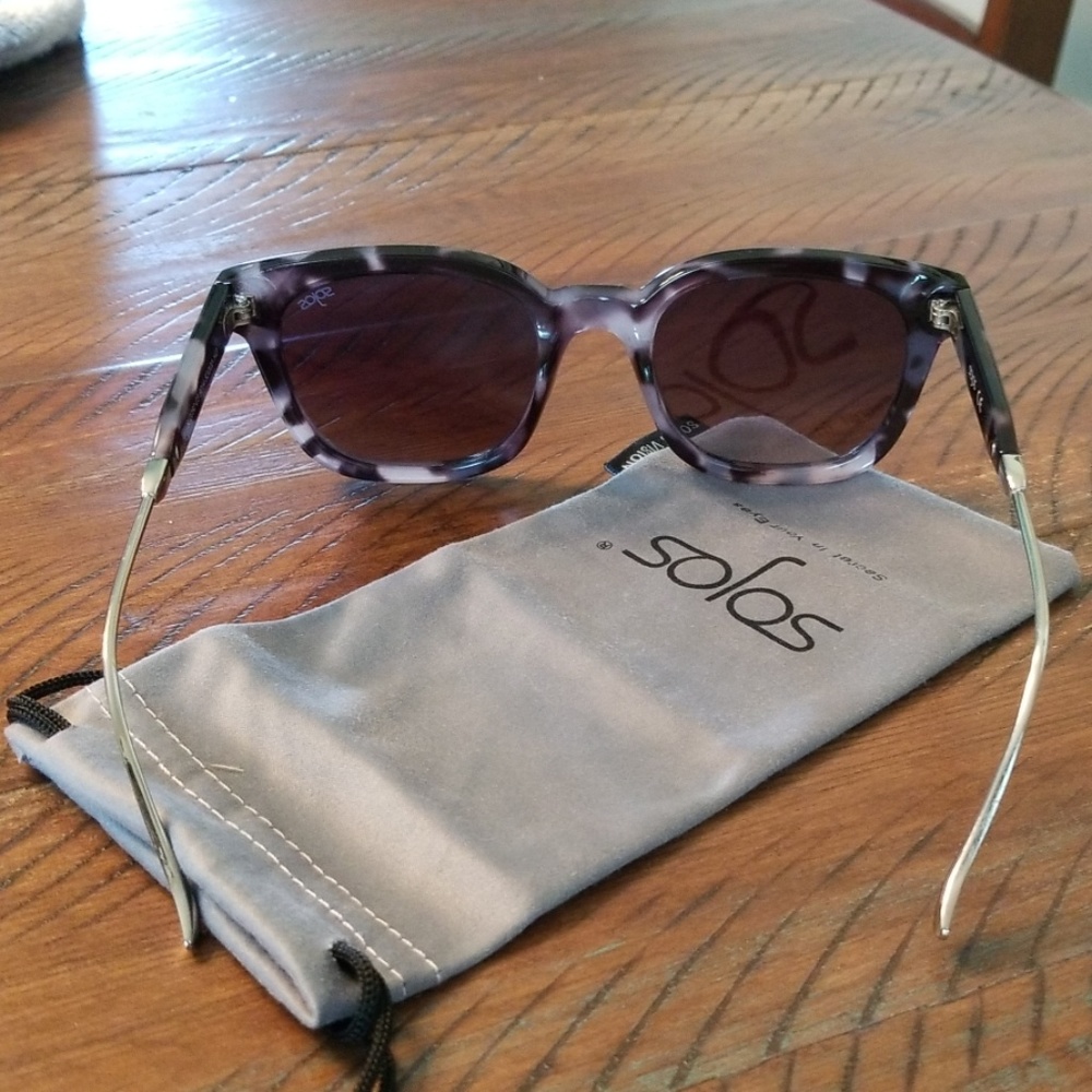 Sunglasses - Picture 3 of 3
